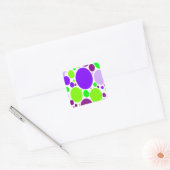 Paarse en groene stippen vierkante sticker (Envelop)