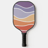 Paarse en oranje retro stijl golven pickleball paddle (Voorkant)