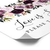 Paarse en roze Floral Love is Sweet Wedding Sign Poster (Hoek)