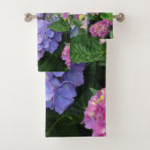Paarse en Roze Hydrangea Flowers Bad Handdoek (Insitu)
