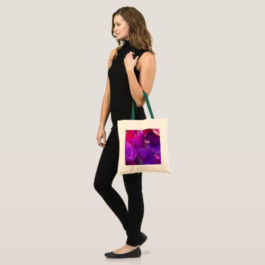 Paarse en roze reuzensnoerwten tote bag (Voorkant (model))
