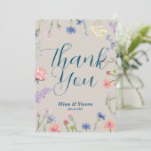 Paarse en roze wilde bloemen omlijst het huwelijk bedankkaart (Staand voorkant)