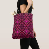 Paarse en Scarlet Patterned Tas (Dichtbij)