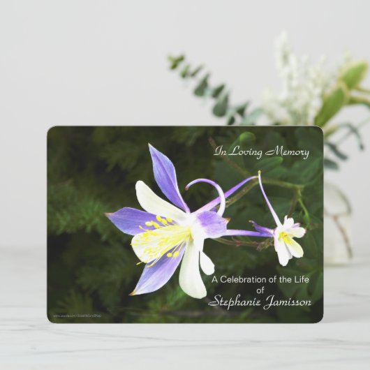 Paarse en witte bloem - Nodig Kaart (Staand voorkant)