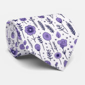 Paarse en witte bloemige botanische bruiloft stropdas (Opgerold)