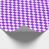 Paarse en witte cheque cadeaupapier (Hoek)