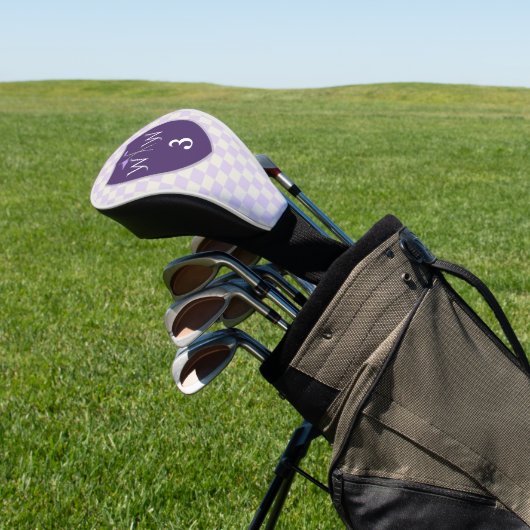 Paarse en witte crèmecontroles met Initialen en nu Golfheadcover (Insitu)