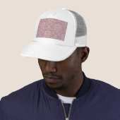Paarse en witte Damask Trucker Pet (In situ)