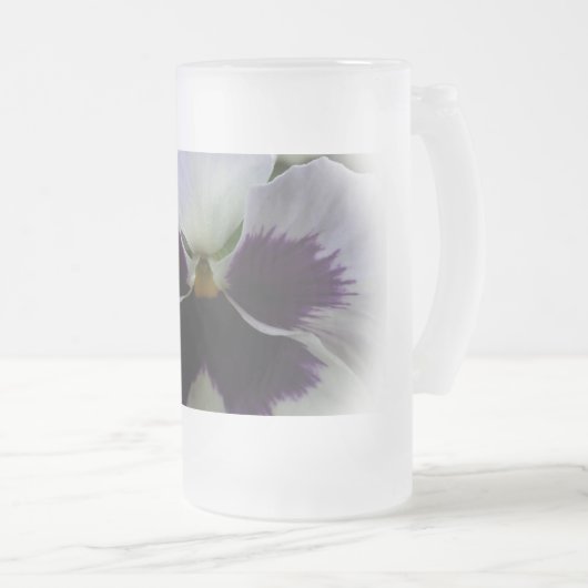 Paarse en witte driekleurig viooltje matglas bierpul (Voorkant rechts)
