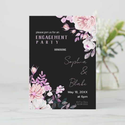 Paarse en witte Floral Black Engagement Party Kaart (Staand voorkant)