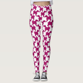 Paarse en witte hond met leggings