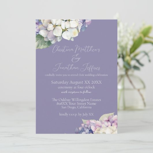 Paarse en Witte Hortensia's op Lavendel Bruiloft Kaart (Staand voorkant)