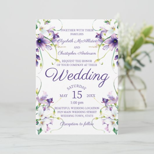 Paarse en witte lelies met groene wijnstokken brui kaart (Staand voorkant)