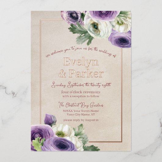 Paarse en witte ranunculus met Roos gouden bruilof Folie Uitnodiging (Voorkant)