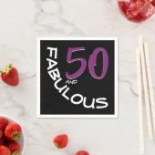 Paarse en witte typografie 50 en Fabulous Birthday Servetten (Insitu)