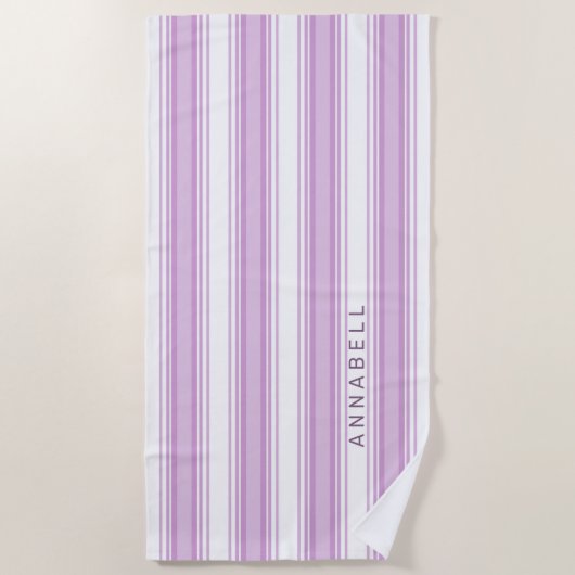 Paarse en witte verticale strepen aangepaste naam strandlaken (Voorkant)