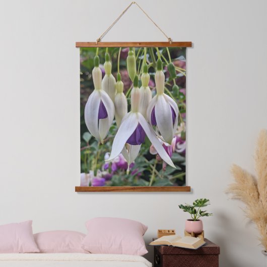 Paarse en witte zwevende Fuchsia Floral Hangend Wandkleed (Slaapkamer)