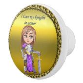 Paarse en zilveren nacht in haar harnas en zwaard keramische knop (Rechts)