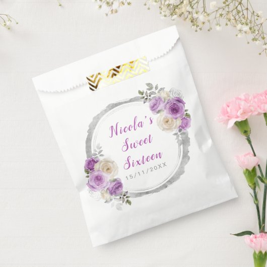 Paarse en zilveren sierlijke bloemen Sweet Sixteen Bedankzakje (Gezegeld)