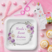 Paarse en zilveren sierlijke bloemen Sweet Sixteen Papieren Bordje (Feest)