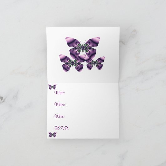 Paarse en zilveren vlinderuitnodiging (Binnen)