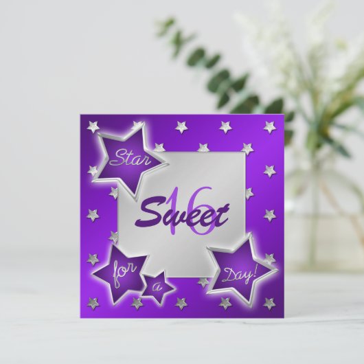 Paarse en zilversterren Sweet 16 Uitnodiging (Staand voorkant)