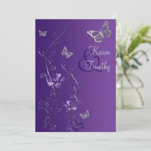 Paarse en zilvervlies met Butterflies nodigen Kaart (Staand voorkant)