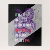 Paarse en zwarte beledigde slangen sarcastisch cit legpuzzel (Verticaal)