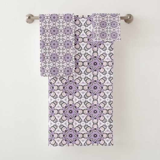 Paarse en zwarte geometrische handdoek (Insitu)