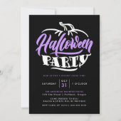 Paarse en zwarte pompoen typografie Halloween Part Kaart (Voorkant)