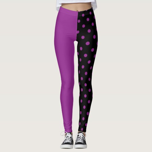 Paarse en zwarte stippen verschillend leggings (Voorkant)
