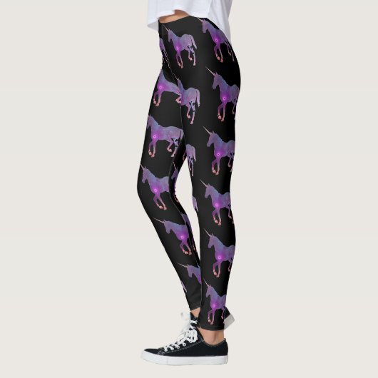 PAARSE EN ZWARTE UNICORN LEGGINGS (Links)