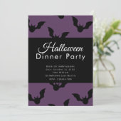 Paarse en zwarte vleermuizen Halloween Dinner Part Kaart (Staand voorkant)