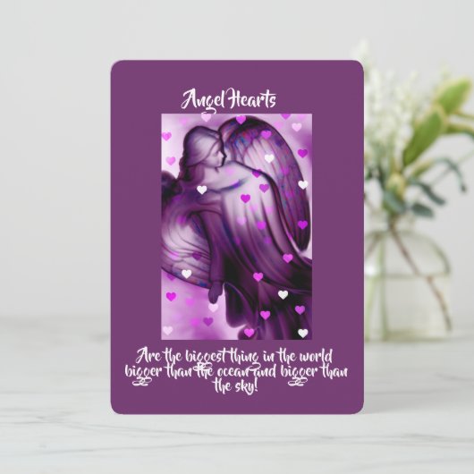 Paarse engel met hart kaart (Staand voorkant)