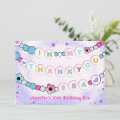 Paarse Eras Verjaardagsfeestje Vriendschapsarmband Bedankkaart (Staand voorkant)