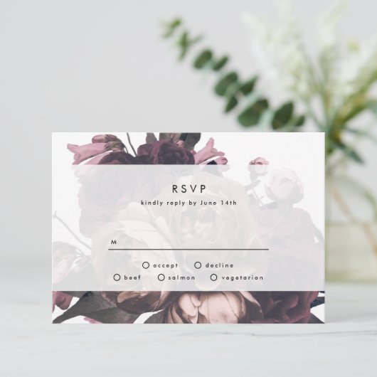 Paarse Fantasy Floral Roos Wedding RSVP-kaart RSVP Kaartje (Staand voorkant)