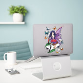 Paarse fee paddenstoel vlinders sticker (Laptop op bureau)