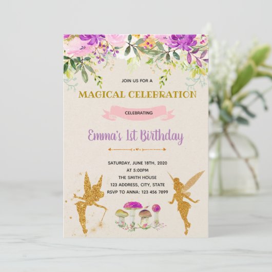 Paarse feeënverjaardagsuitnodiging kaart (Staand voorkant)
