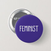 Paarse feministische Button rondom de  (Voorkant /achterkant)