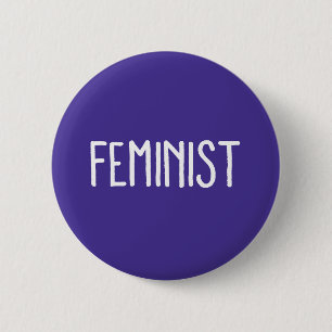Paarse feministische Button rondom de