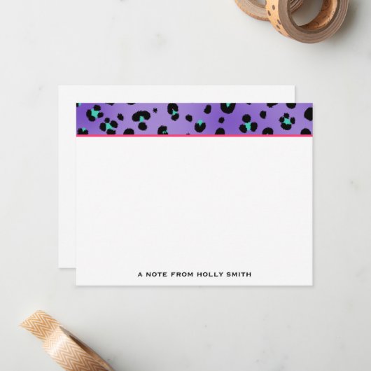 Paarse flatpanel notitiekaartje (Voorkant / Achterkant in situ)