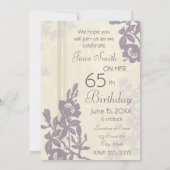 Paarse Floral 65th Birthday Party Invitation Cards Kaart (Achterkant)