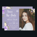 Paarse Floral Bat Mitzvah foto slaat de datum op Save The Date<br><div class="desc">Pastel Paars Floral Bat Mitzvah Foto slaat de datum op</div>