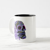 Paarse Floral Black Sugar Skull Day of the Dead Tweekleurige Koffiemok (Voorkant links)