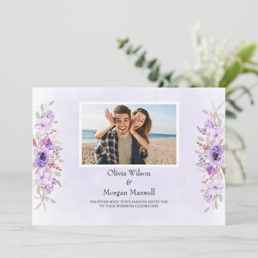 Paarse Floral Elegance Wedding Save the Date Kaart (Staand voorkant)