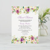 Paarse Floral Elegant Sweet Sixteen Uitnodiging (Staand voorkant)