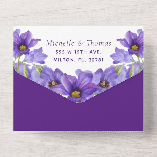 Paarse Floral in één bruiloft All In One Uitnodiging (Achterkant)