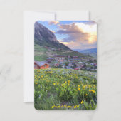 Paarse Floral Mountain Memorial Prayer Kaart (Voorkant)