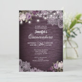 Paarse Floral Rustic Quinceanera Uitnodiging (Staand voorkant)