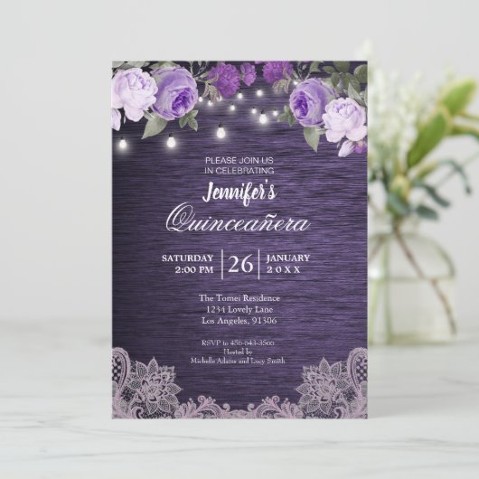 Paarse Floral Rustic Quinceanera Uitnodiging (Staand voorkant)